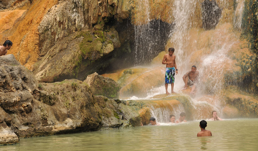 Possible visit Hot spring and bath side Lake Segara Anak Mount Rinjani