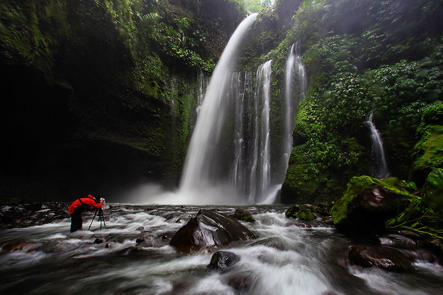 Tour waterfalls Sendang Gile and Tiu Kelep near Senaru Village Mount Rinjani